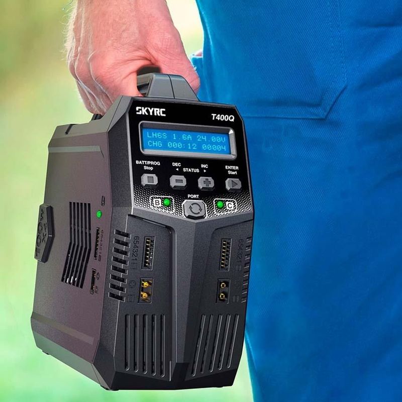 SkyRC 100189 T400Q 4x100W Computerlader