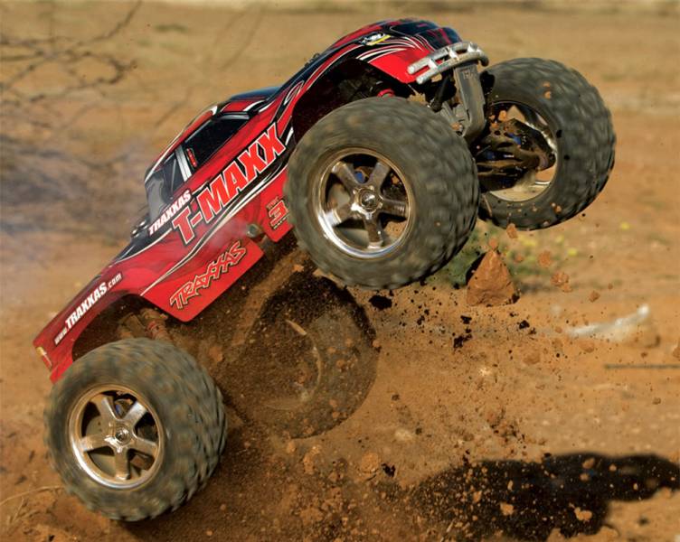 Traxxas 490773 1/10 Nitro T-Maxx 3.3 TSM 4WD RTR RED