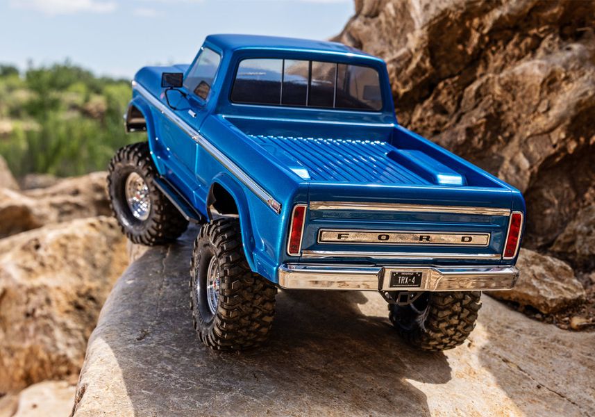 Traxxas 92144-4-BLK TRX-4 Crawler Ford F150 &acute;79 RTR Blue